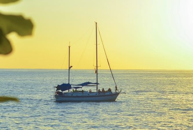 56 ft sailboat tour manuel antonio costa rica